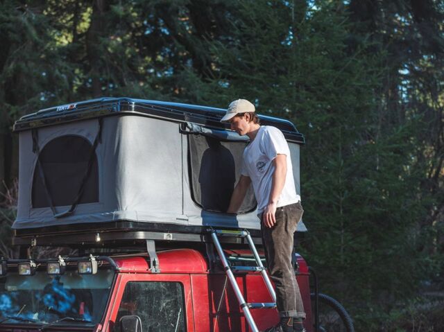 Pull-up, pop-up and camp. Our Tentbox Classic is a quicker and comfier way to camp 😌

It can be fitted on any vehicle from a hatchback to a 4X4 🚗

Now available on our website! Use code First10 for 10% off your first purchase 📲

#tentbox #tent #motoprooftoptent #rooftenting #rooftoptravel #rooftents #rooftent #camping #camp #campervan #campinglife